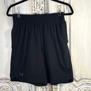 Under Armour Mens Black Shorts